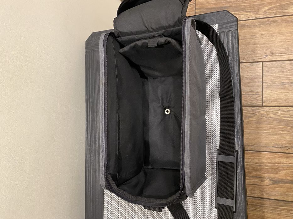 Geanta de voiaj practica si usoara