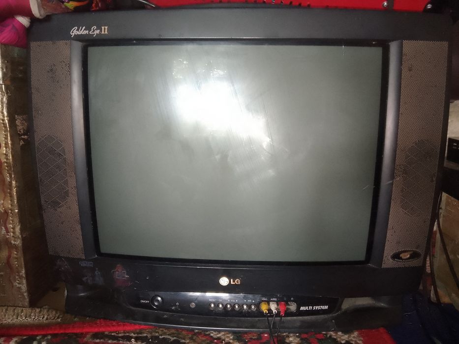 Televizor LG.tuner bilan birga