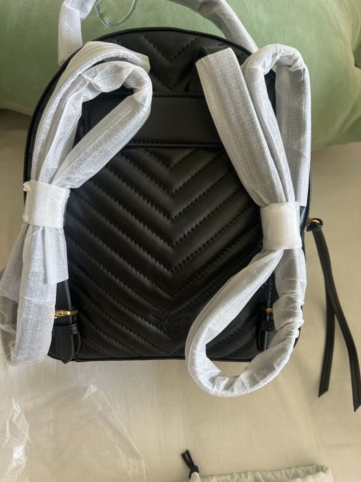 Раничка от естествена кожа Pinko