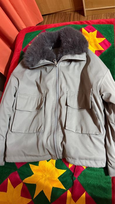 Продам женскую парку