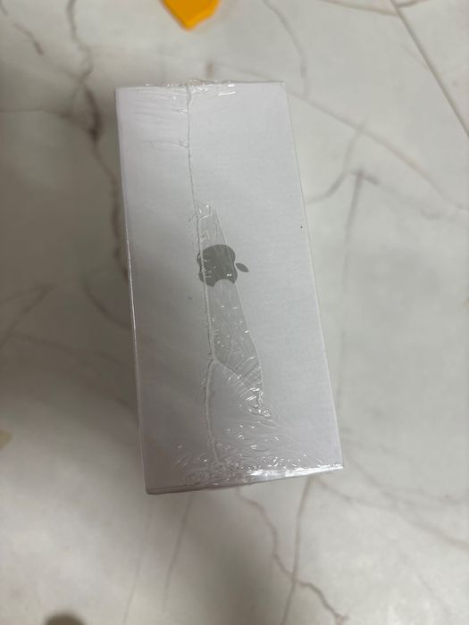 Наушники AirPods