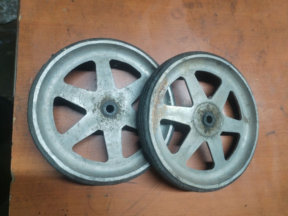 Колёса на тележку
