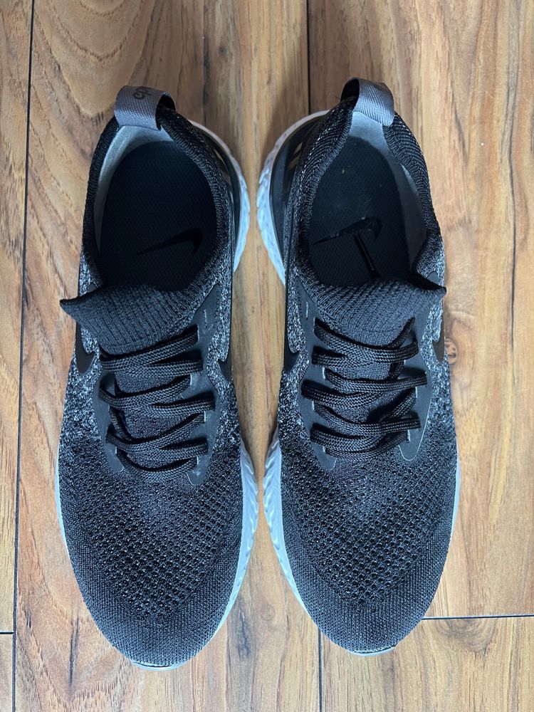 NIKE epic react mar 38 5 24 5 cm Brasov OLX.ro