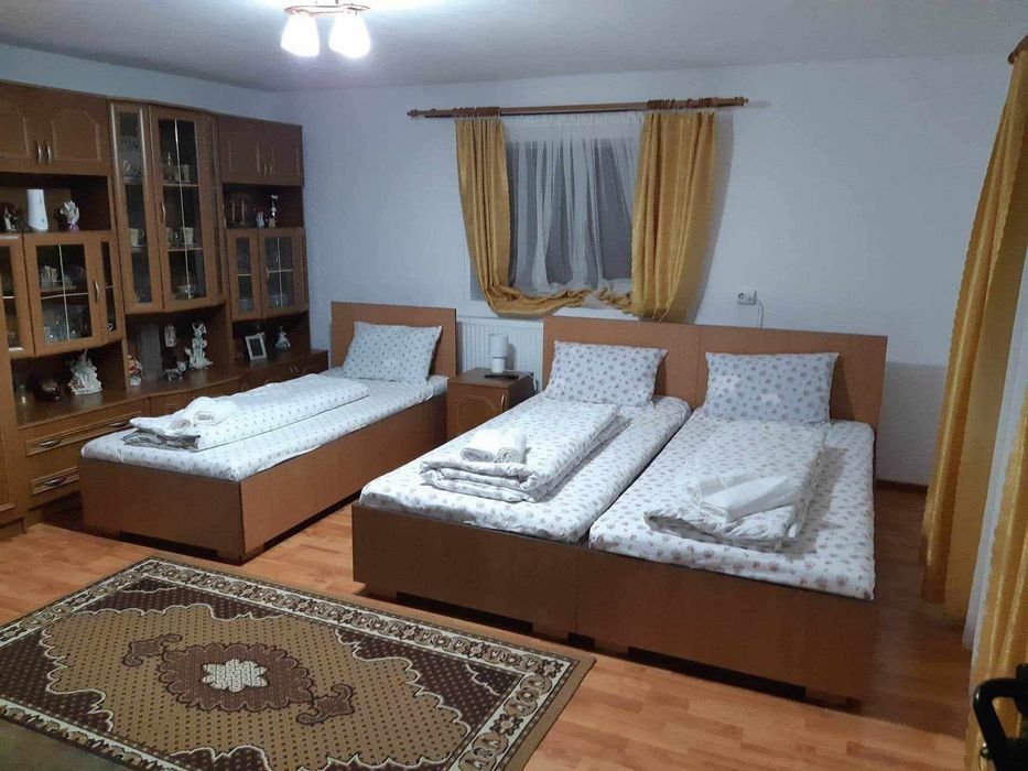 Casa de închiriat
