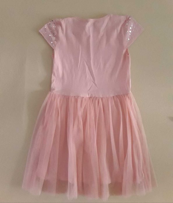 Луксозни детски рокли 12лв. всяка