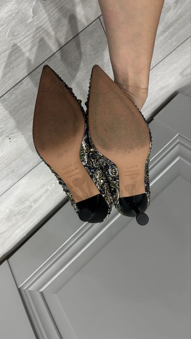 Срочно продам туфли 36 размер