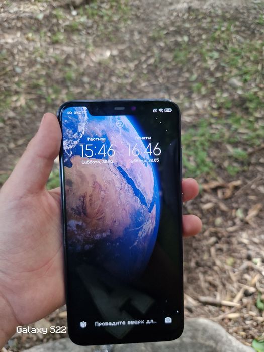 В продаже xiaomi mi 8