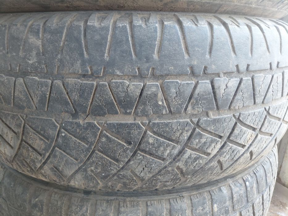 Продам шины летние бу 265/65R17