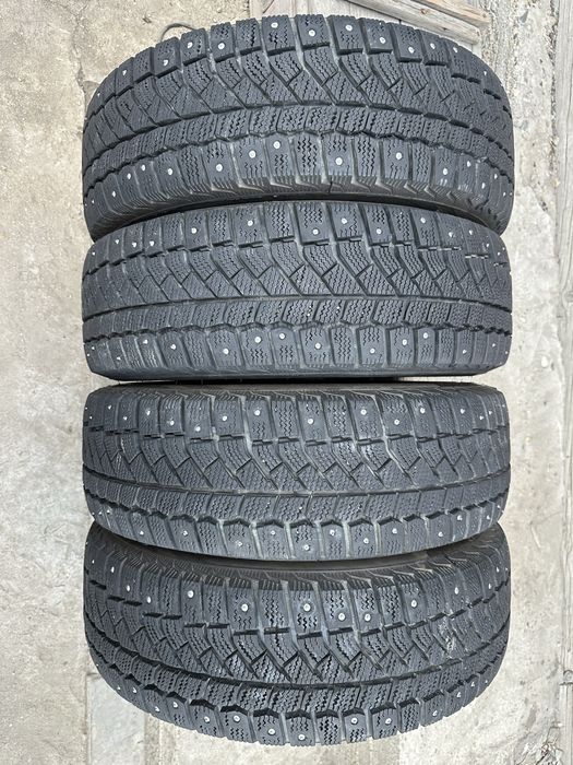 Продам зимние шины 185/65 14