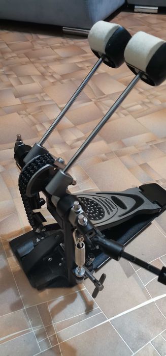 Продам не дорого педаль кардан для бас бочки.