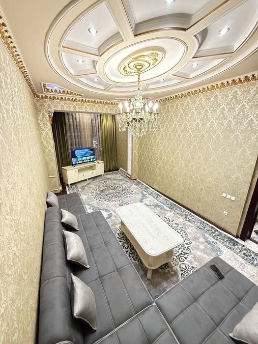 Ул.Алишера Навои Поощадь-65m2 2/3/4 ВЫСОКОПОТОЛОК Ц4 2 остановки ЦЕНТР