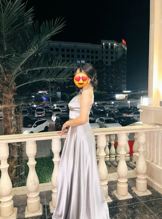 Продаю свое выпускное платье за полцены