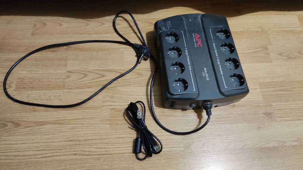 UPS cu prize APC  Back-UPS ES 700