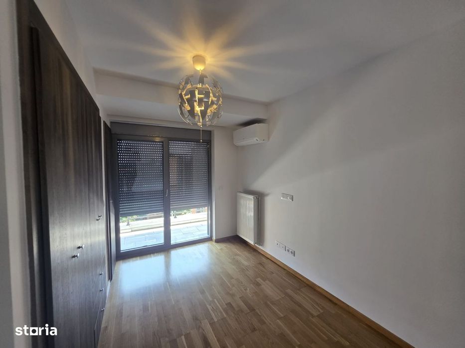 Baneasa Green Lake Complex Apartament 4 Camere  Loc Parcare Si Boxa