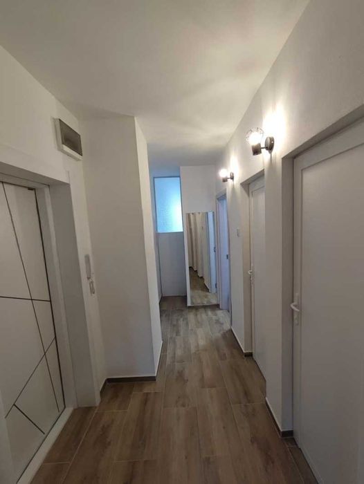 Дава се под наем Тристаен апартамент в София, Оборище - 80 кв.м за 994.5 € - Снимка #7