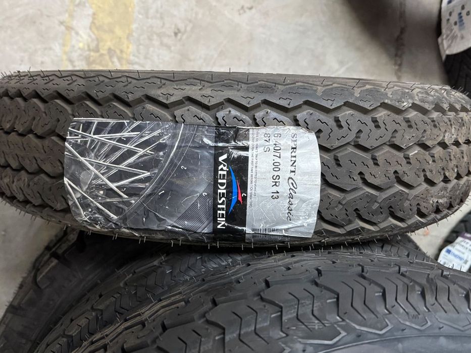 Vând o anvelopă 6.40/7.00sr13 vredestein nouă