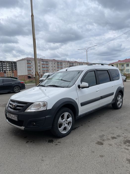 Lada Largus Cross