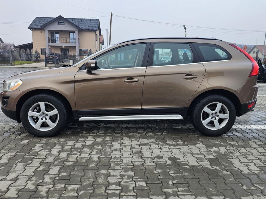 Volvo XC60 185 cp Inmatriculat