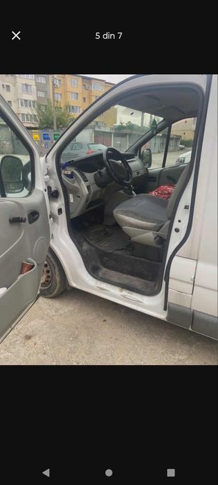 RENAULT Trafic