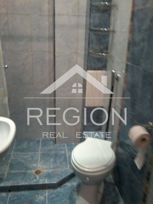 Дава се под наем Тристаен апартамент в Варна, Център - 86 кв.м за 510 € - Снимка #4