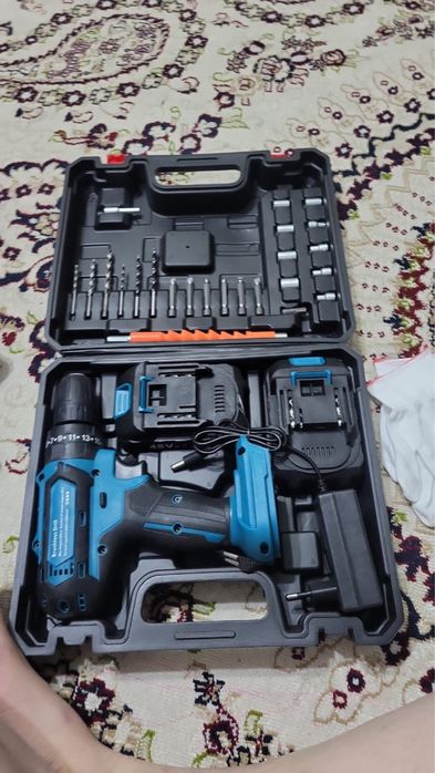 Продам шуруповерт