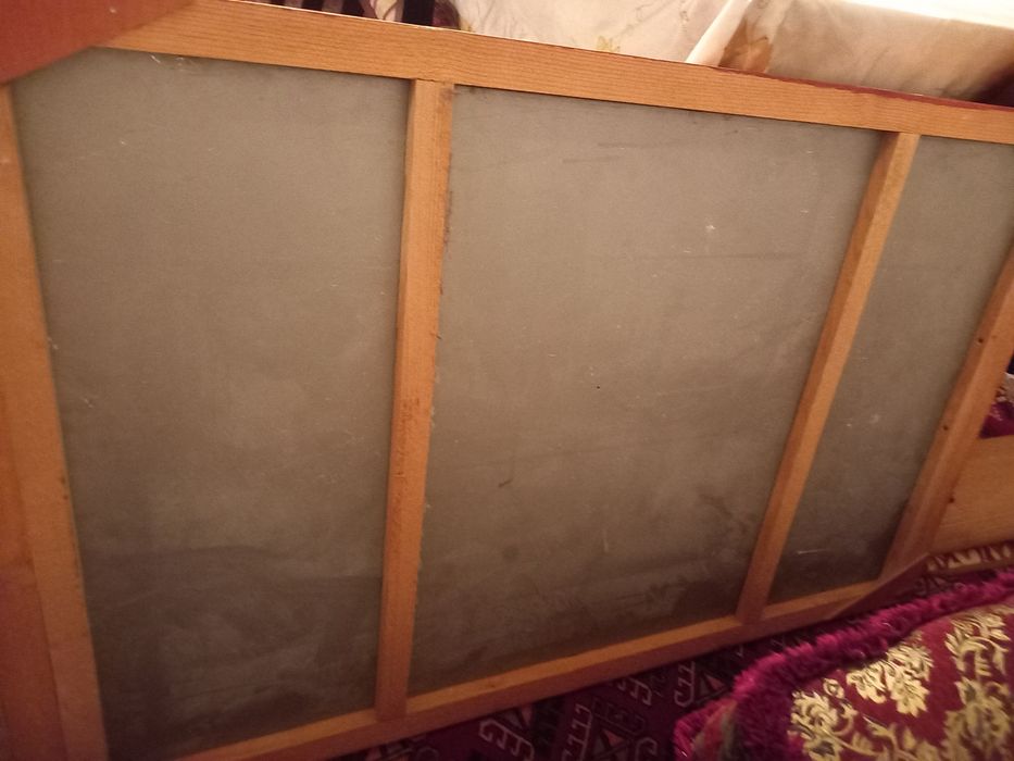 Продаётся большое зеркало, советское, тяжёлое,  130 см х 80 см