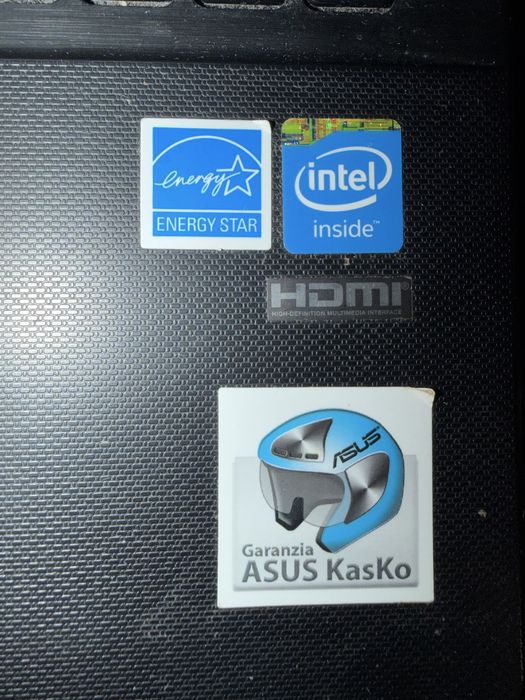 ASUS X551M folosit 4GB ram/500GB HDD pastrat bine dar bateria este nefunctionala