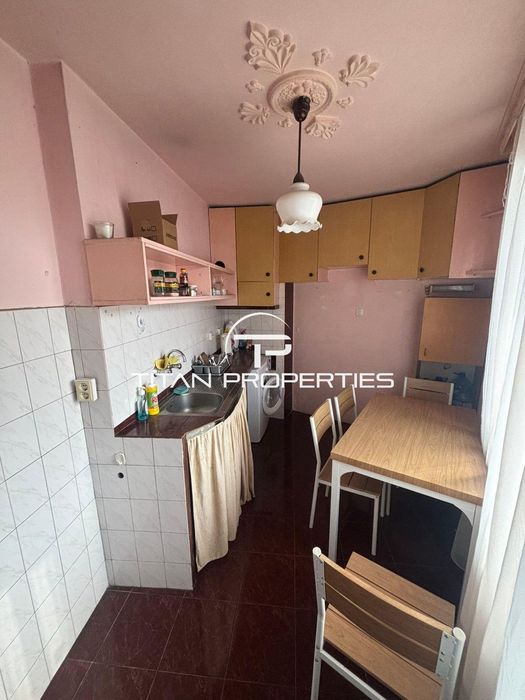 Продава се Тристаен апартамент в Поморие - 95 кв.м за 1615 €/кв.м - Снимка #1