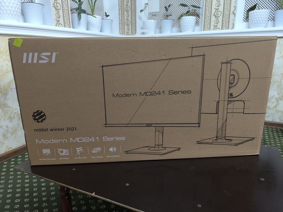 Монитор MSI черный