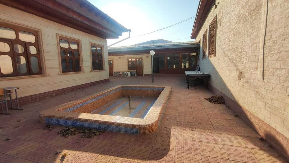 Sotiladi xovli Jalairda Продается дом