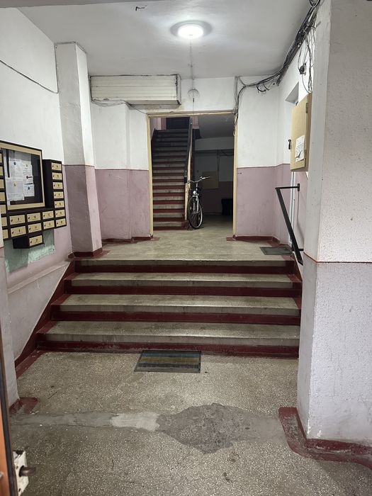 Vanzare apartament 2 camere