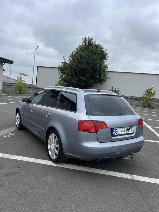 AUDI A4 0 — imagine 4