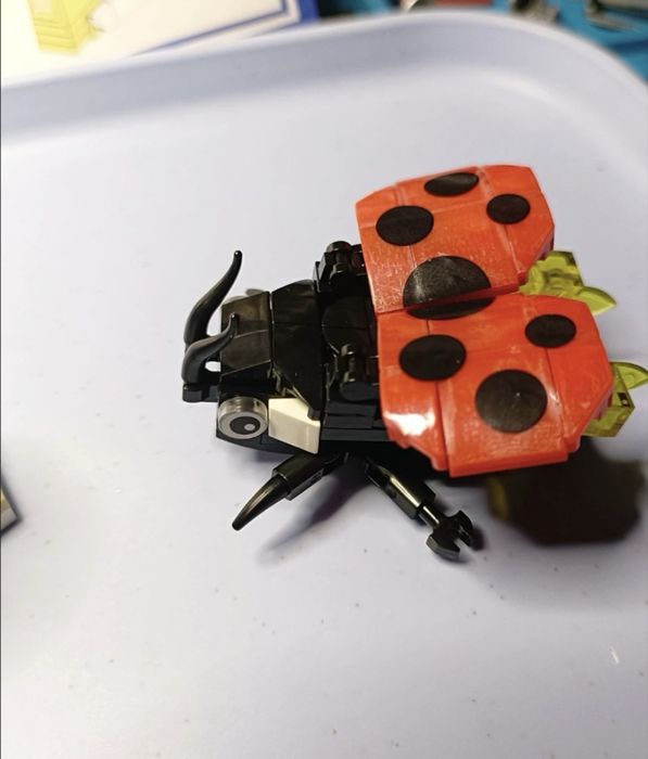 Продам конструктор-лего.Новый.