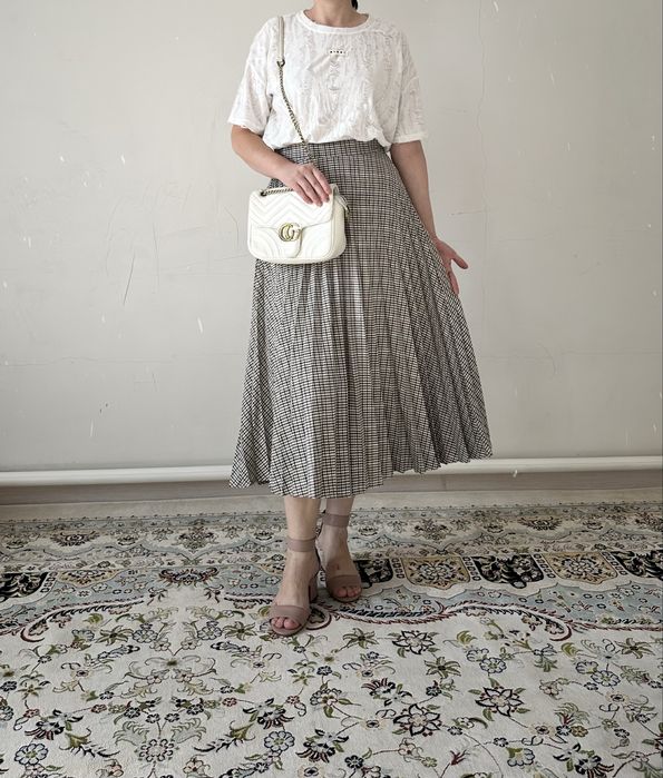 Юбки, жилет, кофты