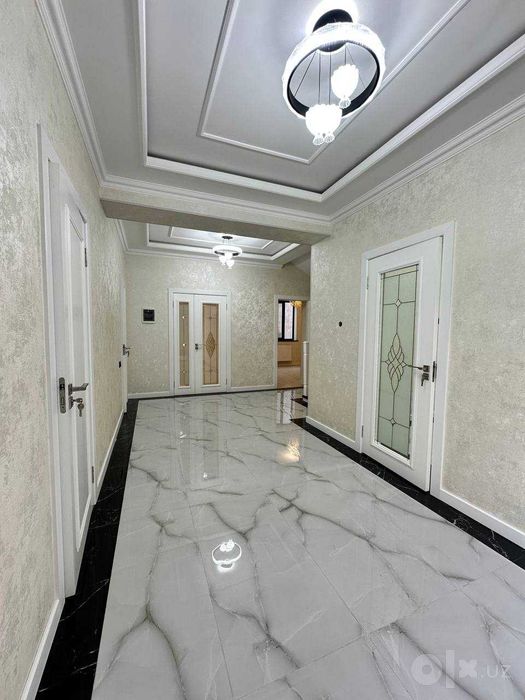 Nazarbekda Yangi ikki qavatli Uy Sotiladi, 215 m², 2,7 sotix