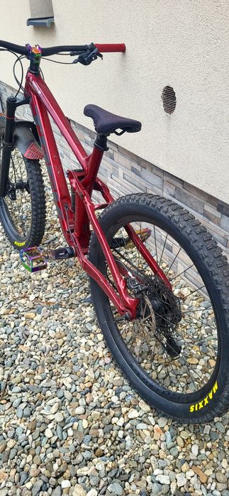 Vând bicicleta Trek Remedy  7