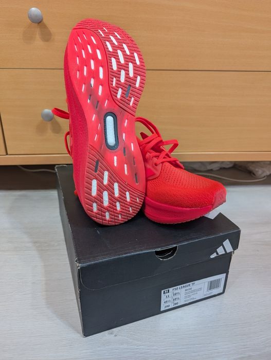 Продам кроссовки Adidas ultraboost 40 размер