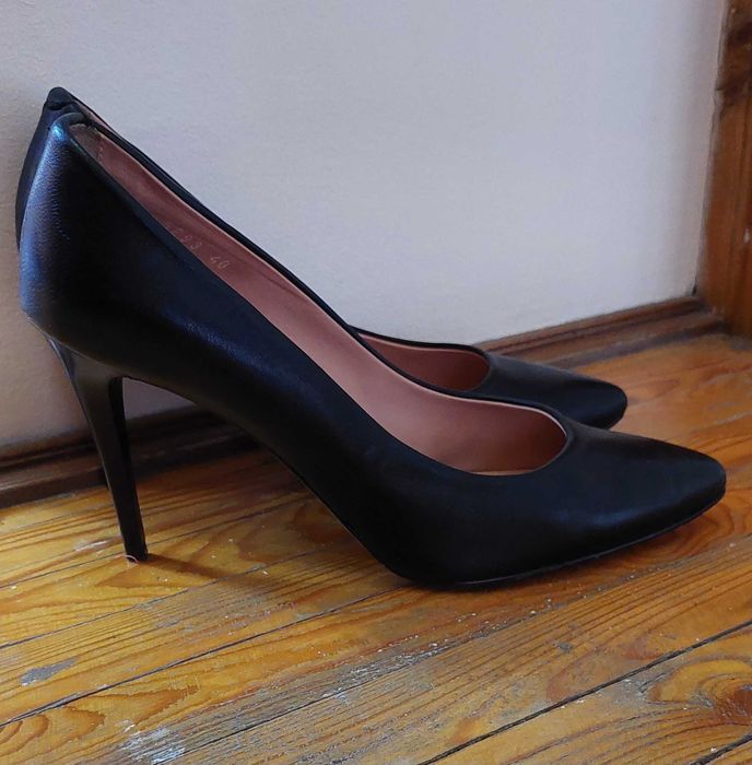 Женские туфли классика