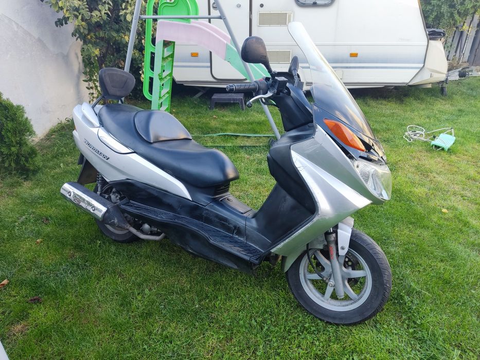 suzuki burgman 150cc