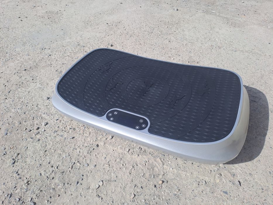 Vibro platforma ozdiradigan fitnes oparat