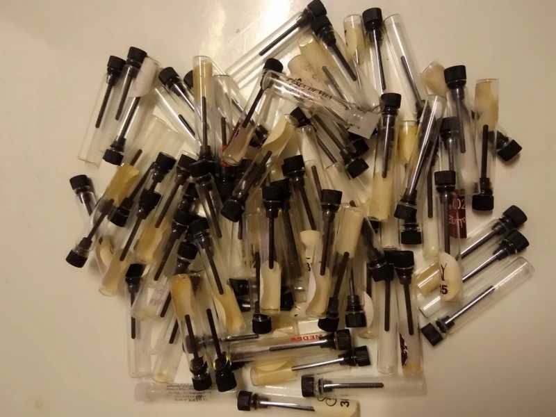 Lot recipiente sticla mici/mostre parfuum goale