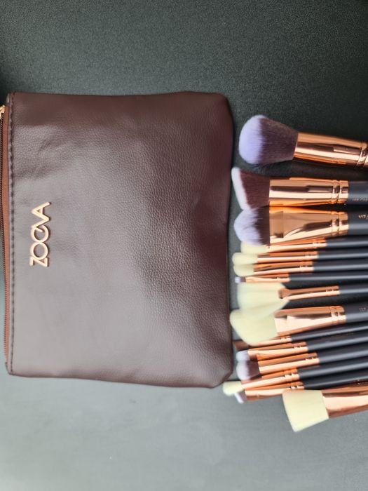 Trusă set machiaj Profesional Zoeva 15 piese ,Naked