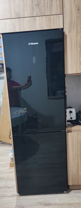 Продам холодильник Hansa