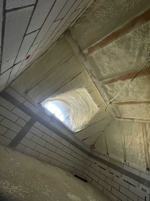 Izolatii spuma poliuretanica Izolatii Bucovina