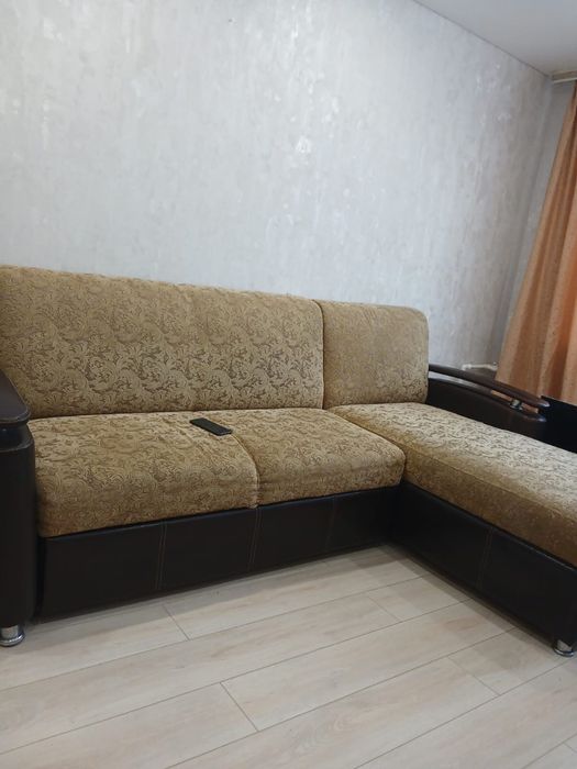 Продам диван комбинированный
