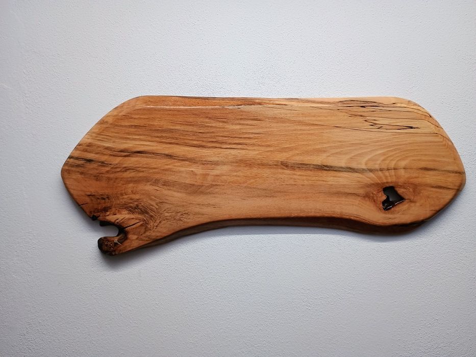 Cuier de lemn rustic
