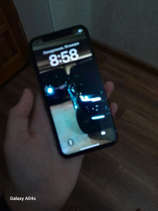 Продам айфон х срочно