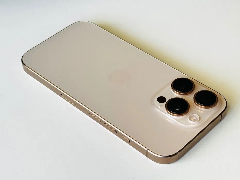 Iphone 16 Pro 128GB Desert Titanium Гаранция 6 месеца