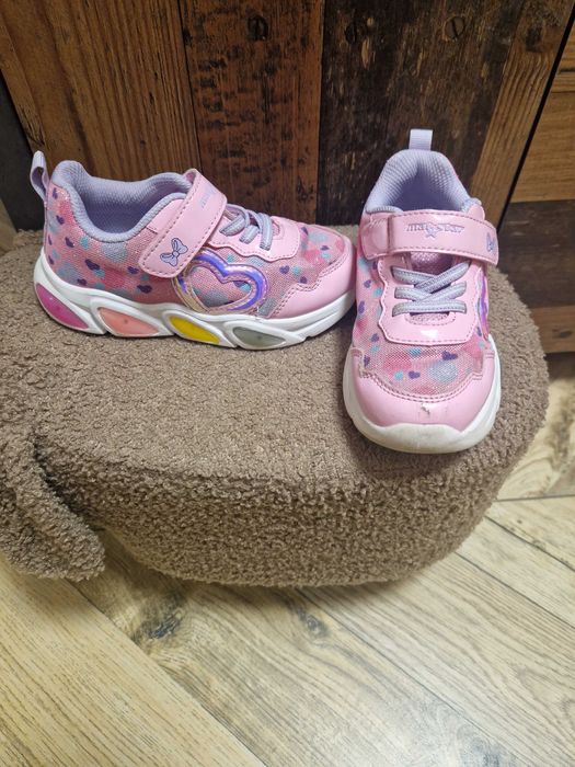 Два чифта детски маратонки за момиче