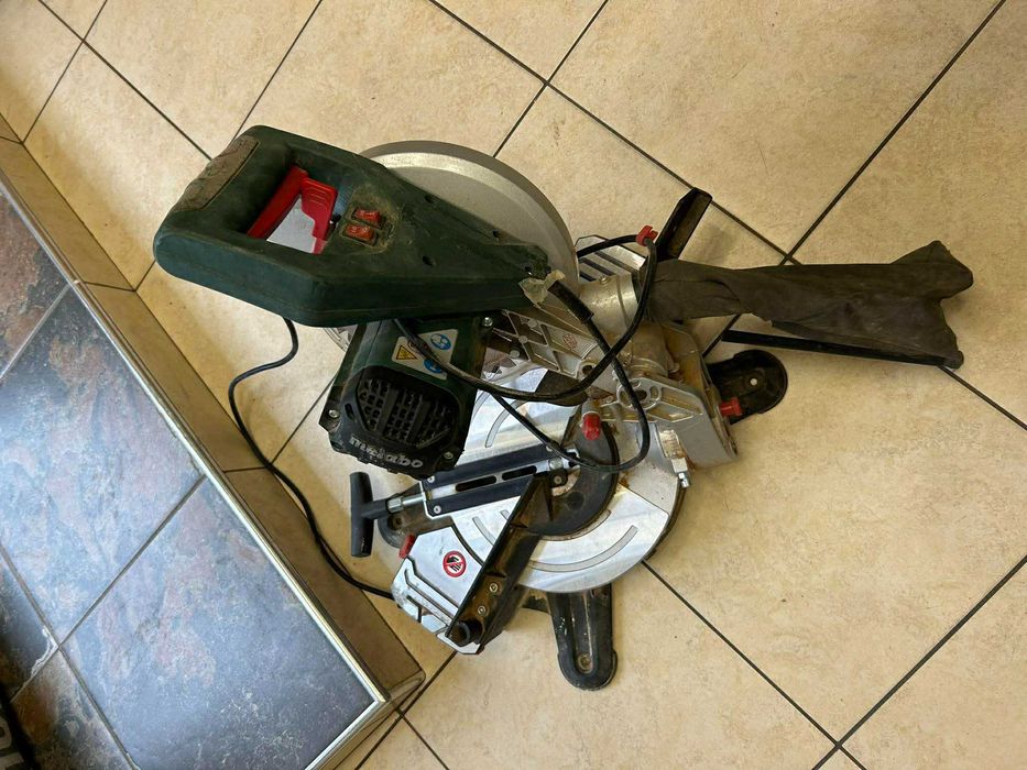 Настолна отрезна машина KS 216 M Lasercut - Metabo